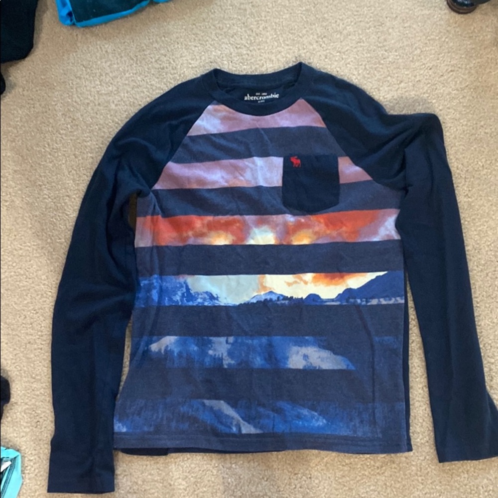 Abercrombie long sleeve t-shirt